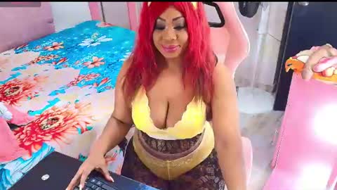 Snapshot of kimberly_bellu chatting on 07-16-26, 01:22 Anita. online show from 07-16-26, 01:22
