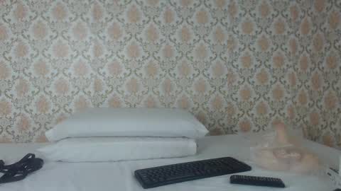 Snapshot of kimberly_perez__ chatting on 03-10-25, 11:06 Kimberly online show from 03-10-25, 11:06