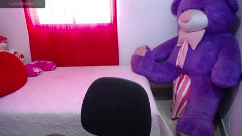 Snapshot of kimberly_slim chatting on 07-06-26, 03:03 Kim online show from 07-06-26, 03:03