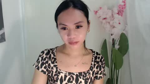 Snapshot of kimberly_tart chatting on 07-16-26, 12:49 Kimberly online show from 07-16-26, 12:49