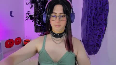 kimberly_thonson online show from 10-22-25, 03:45