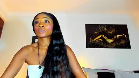 Snapshot of kimberlybanks2 chatting on 11-26-25, 10:05 Kimberly Banks online show from 11-26-25, 10:05