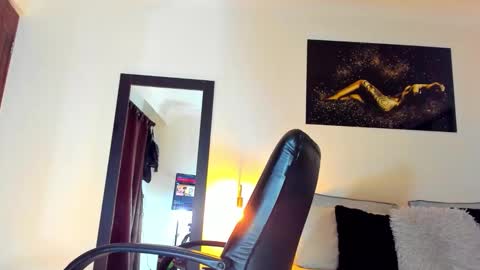 Snapshot of kimberlybanks2 chatting on 11-27-25, 10:17 Kimberly Banks online show from 11-27-25, 10:17