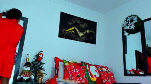 Snapshot of kimberlybanks2 chatting on 12-04-25, 10:02 Kimberly Banks online show from 12-04-25, 10:02