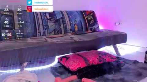 Snapshot of kimberlykors_ chatting on 10-16-25, 10:27 Kimberly online show from 10-16-25, 10:27