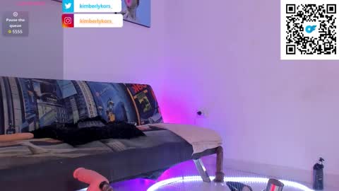 Snapshot of kimberlykors_ chatting on 11-02-25, 08:33 Kimberly online show from 11-02-25, 08:33