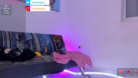 Snapshot of kimberlykors_ chatting on 12-04-25, 10:35 Kimberly online show from 12-04-25, 10:35