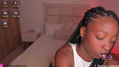 Snapshot of kimberlylenox chatting on 11-14-25, 10:07 Queen Kim online show from 11-14-25, 10:07