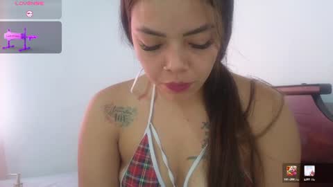 Snapshot of kimberlyles7 chatting on 07-20-26, 01:24 kimberlyles7 online show from 07-20-26, 01:24