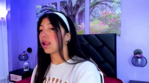 Kimberly Villalobos online show from 10-08-25, 12:47