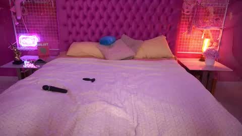 Kim online show from 03-29-26, 06:19