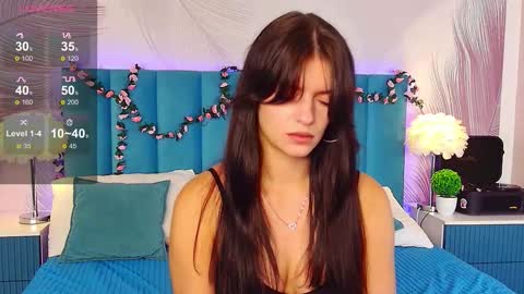 Kim online show from 09-15-25, 06:13