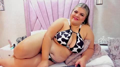 KimBrooks online show from 01-11-25, 03:52