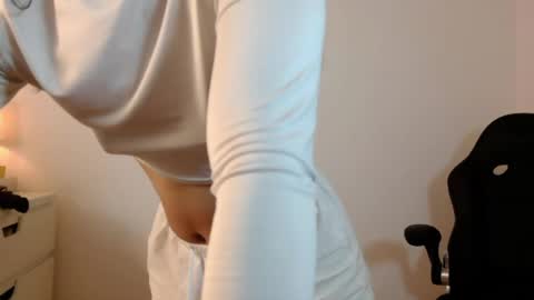 Snapshot of kimcandy_ chatting on 06-11-26, 02:53 CAMI online show from 06-11-26, 02:53