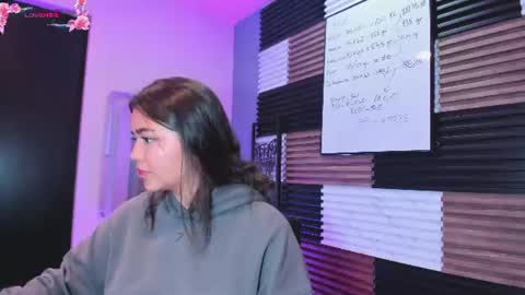 Snapshot of kimdevinne chatting on 07-03-26, 03:13 KIM online show from 07-03-26, 03:13