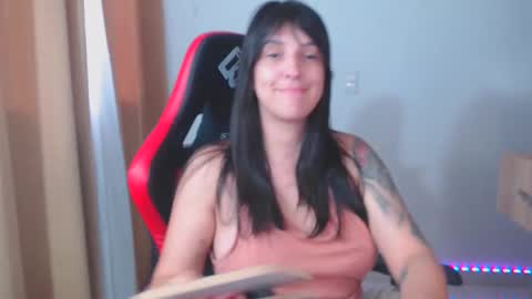 Snapshot of kimflexible_ chatting on 01-05-25, 08:31 Kim 3 online show from 01-05-25, 08:31