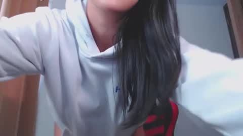 Snapshot of kimflexible_ chatting on 01-29-25, 08:35 Kim 3 online show from 01-29-25, 08:35