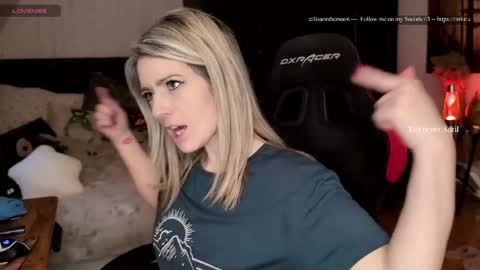 Wolfs Girl online show from 04-09-26, 03:06