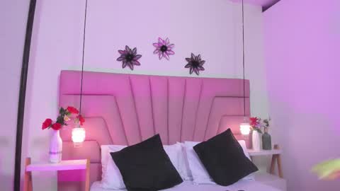 Snapshot of kimluna1 chatting on 02-24-26, 03:15 kimluna1 online show from 02-24-26, 03:15