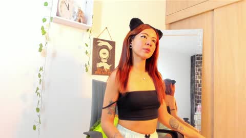 Snapshot of kimmcarter chatting on 12-18-24, 07:04 Kimm online show from 12-18-24, 07:04