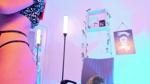 Snapshot of kimmcarter chatting on 12-29-24, 08:33 Kimm online show from 12-29-24, 08:33