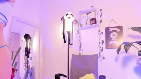 Snapshot of kimmcarter chatting on 02-05-25, 06:35 Kimm online show from 02-05-25, 06:35