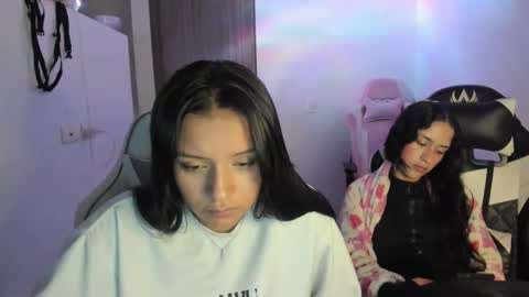 kimmi online show from 11-08-25, 01:17