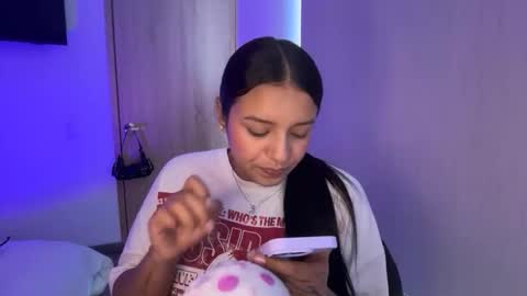 kimmi online show from 04-15-26, 09:37