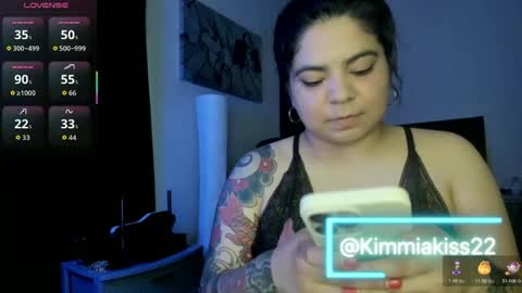 Snapshot of kimmiakiss22 chatting on 10-15-25, 11:38 Kimmi online show from 10-15-25, 11:38