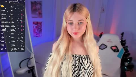  Your Kimmie  follow me  online show from 12-18-24, 01:45