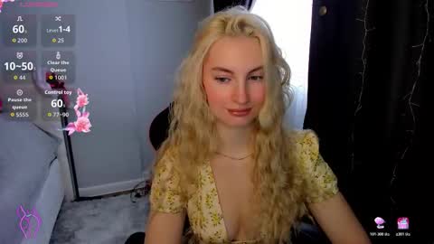 Snapshot of kimmy1_powell chatting on 02-08-26, 03:54 kimmy1_powell online show from 02-08-26, 03:54