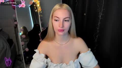 kimmy1_powell online show from 04-13-26, 04:40