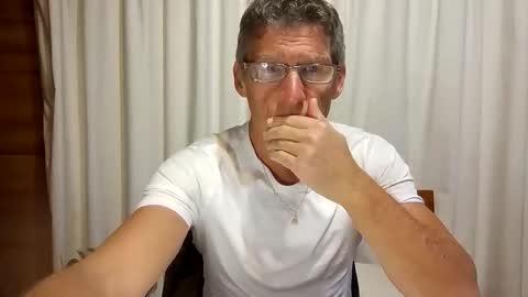 Snapshot of kimonoblues chatting on 02-01-26, 04:27 kimonoblues online show from 02-01-26, 04:27