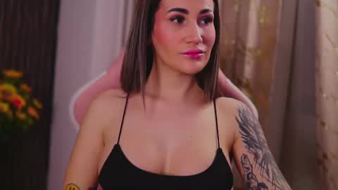 Snapshot of kimskye chatting on 03-09-25, 10:30 KimSkye online show from 03-09-25, 10:30