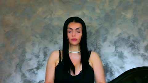 Kim Wilmes online show from 04-09-26, 06:02