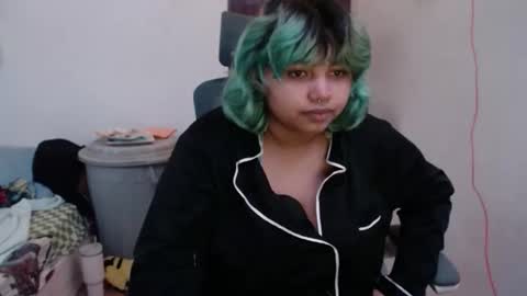 Snapshot of kimy_1 chatting on 06-11-26, 12:32 kimy online show from 06-11-26, 12:32