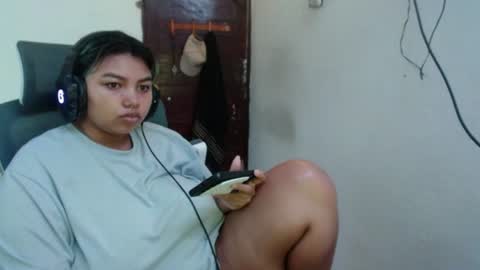 Snapshot of kimy_1 chatting on 06-18-26, 06:45 kimy online show from 06-18-26, 06:45