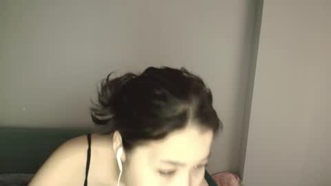 Kimi online show from 05-19-26, 03:02