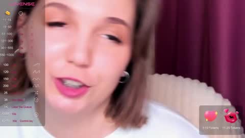 Snapshot of kindhazelhere_ chatting on 01-30-25, 04:16 Hazel online show from 01-30-25, 04:16