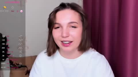 Snapshot of kindhazelhere_ chatting on 02-08-25, 11:22 Hazel online show from 02-08-25, 11:22