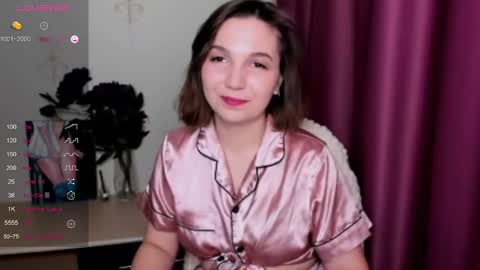 Snapshot of kindhazelhere_ chatting on 02-14-25, 12:36 Hazel online show from 02-14-25, 12:36