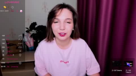 Snapshot of kindhazelhere_ chatting on 02-15-25, 02:22 Hazel online show from 02-15-25, 02:22