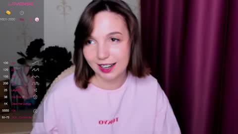 Snapshot of kindhazelhere_ chatting on 02-15-25, 05:28 Hazel online show from 02-15-25, 05:28