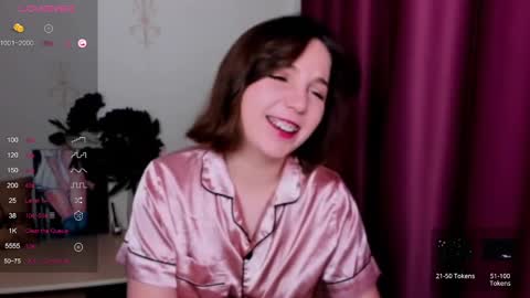 Snapshot of kindhazelhere_ chatting on 02-19-25, 08:12 Hazel online show from 02-19-25, 08:12