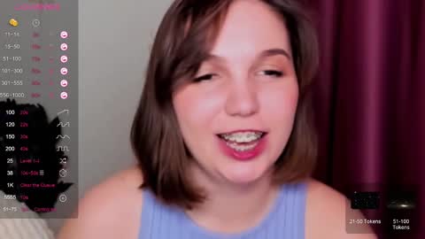 Snapshot of kindhazelhere_ chatting on 02-24-25, 06:04 Hazel online show from 02-24-25, 06:04