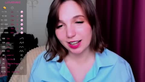 Snapshot of kindhazelhere_ chatting on 03-05-25, 01:52 Hazel online show from 03-05-25, 01:52