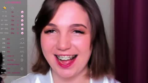 Snapshot of kindhazelhere_ chatting on 03-07-25, 05:06 Hazel online show from 03-07-25, 05:06