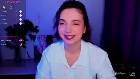 Snapshot of kindhazelhere_ chatting on 10-13-25, 09:31 Hazel online show from 10-13-25, 09:31