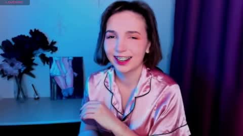 Snapshot of kindhazelhere_ chatting on 10-20-25, 08:15 Hazel online show from 10-20-25, 08:15