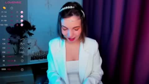 Snapshot of kindhazelhere_ chatting on 12-04-25, 12:42 Hazel online show from 12-04-25, 12:42